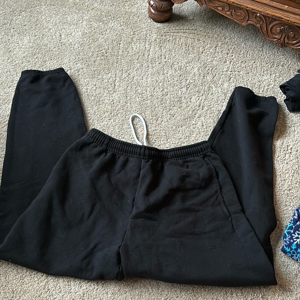 FRUIT OF THE LOOM joggers